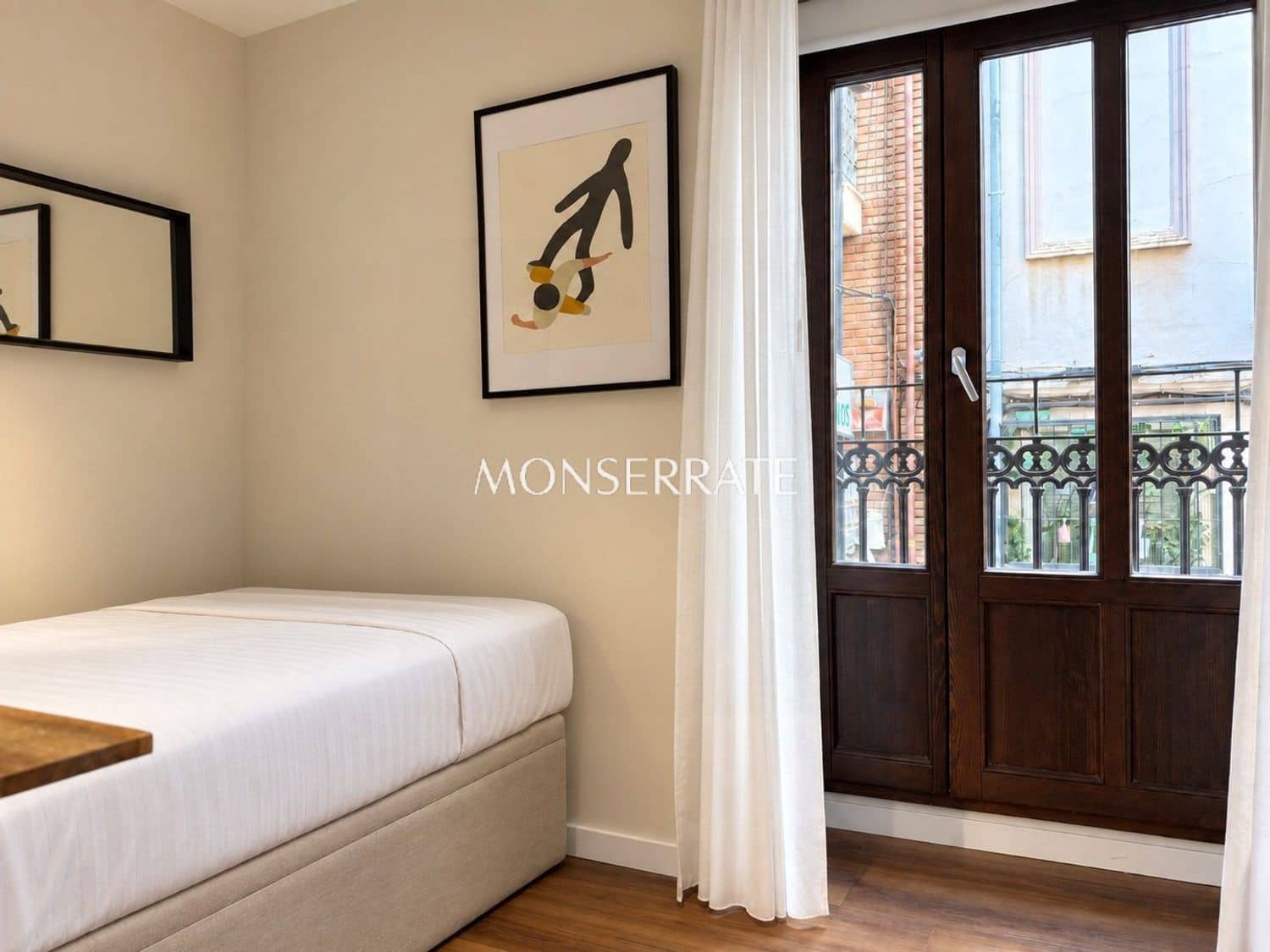3 soverom Leilighet til leie i Valencia by med garasje - € 2 400 (Ref: 10118609)