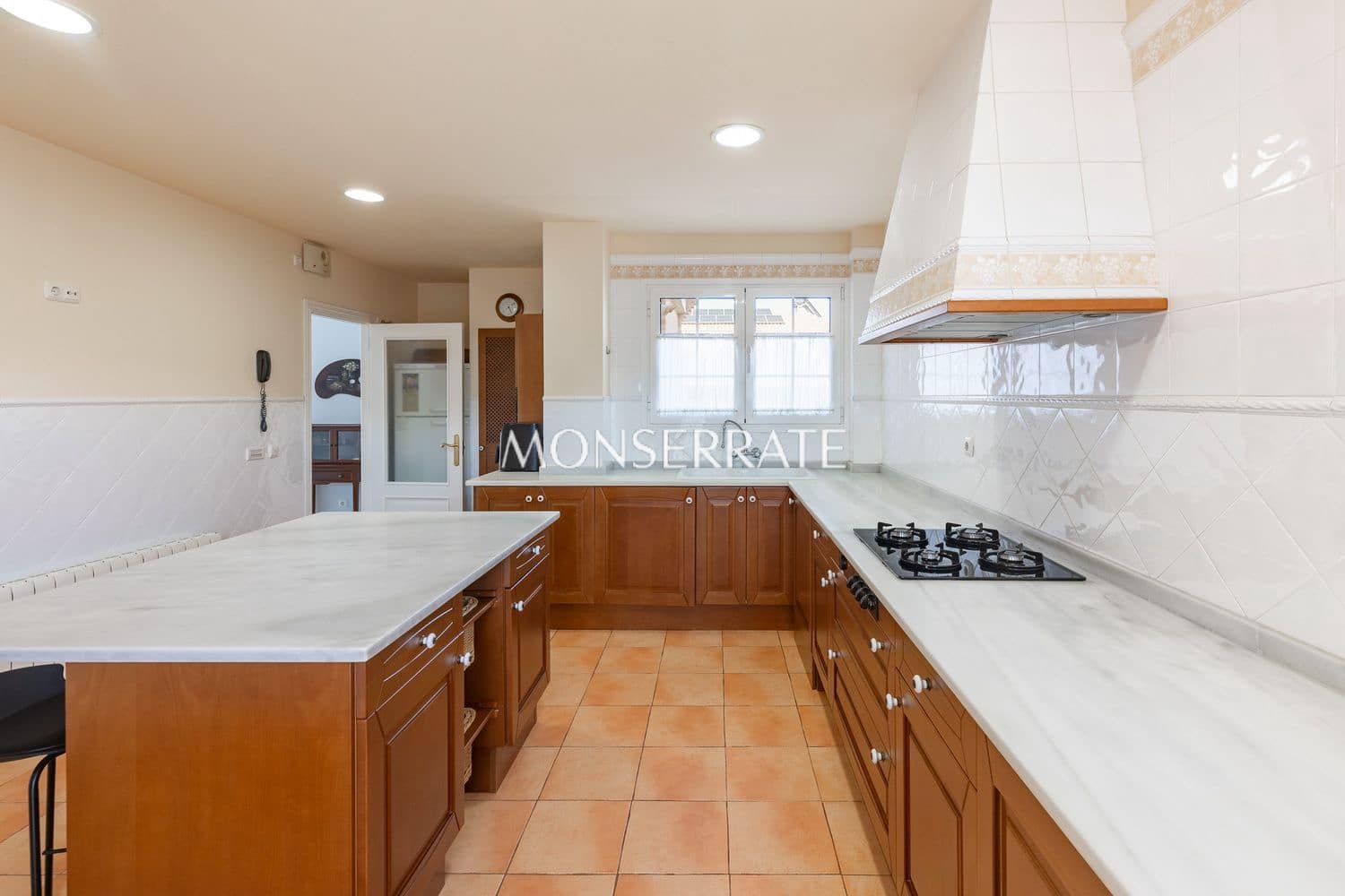 5 camera da letto Villa in vendita in Moncada con piscina garage - 795.000 € (Rif: 10121171)