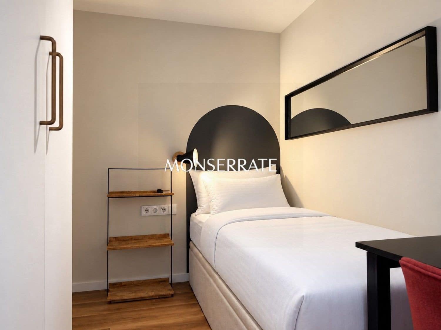 3 quarto Apartamento para arrendar em Valencia cidade com garagem - 3 400 € (Ref: 10127601)