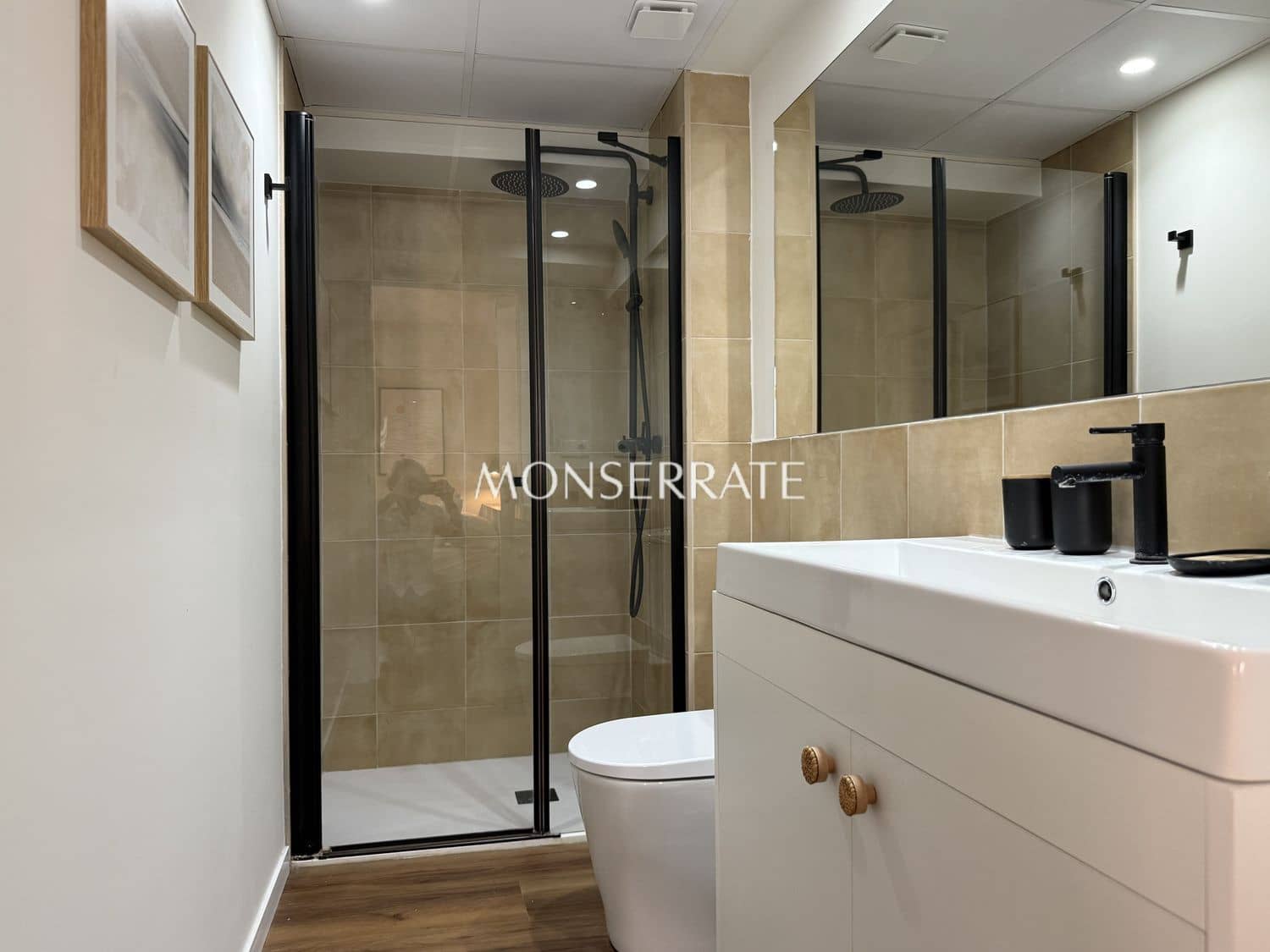 3 bedroom Apartment for rent in Valencia city with garage - € 2,800 (Ref: 10127602)