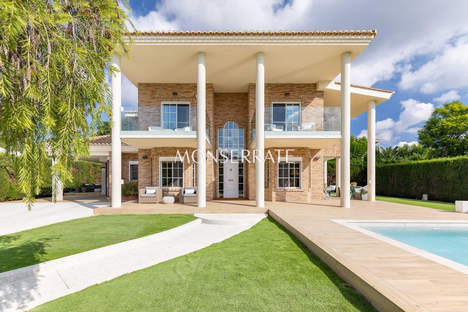 4 slaapkamer Villa te koop in Pucol met zwembad garage - € 1.400.000 (Ref: 10174390)