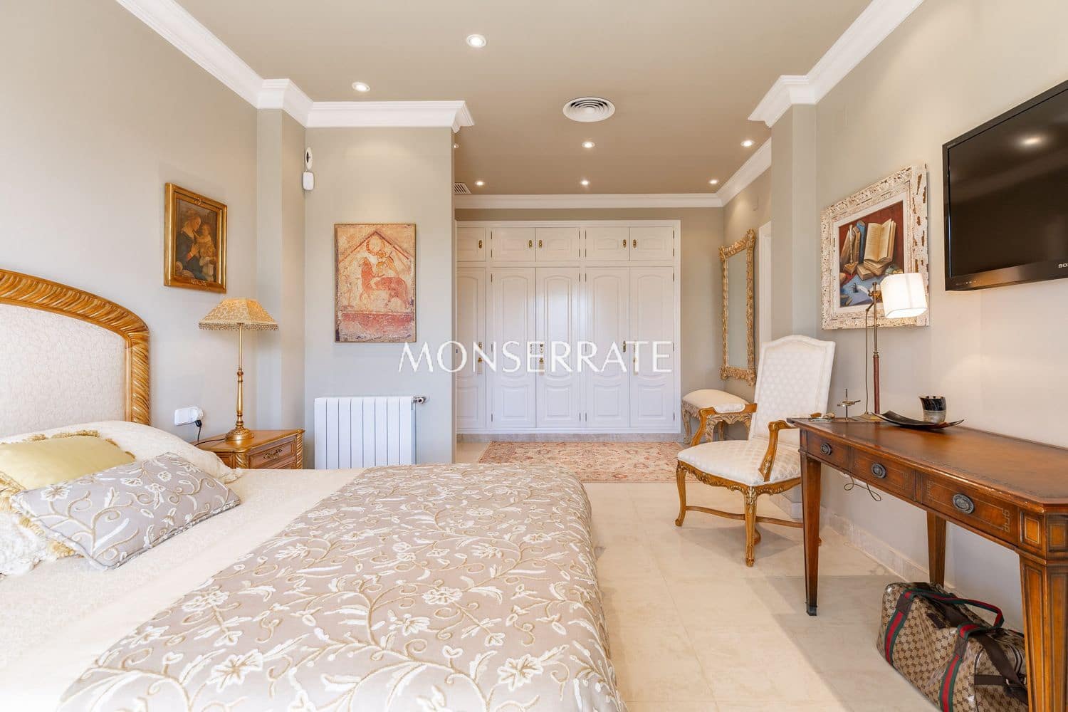4 slaapkamer Villa te koop in Pucol met zwembad garage - € 1.400.000 (Ref: 10174390)