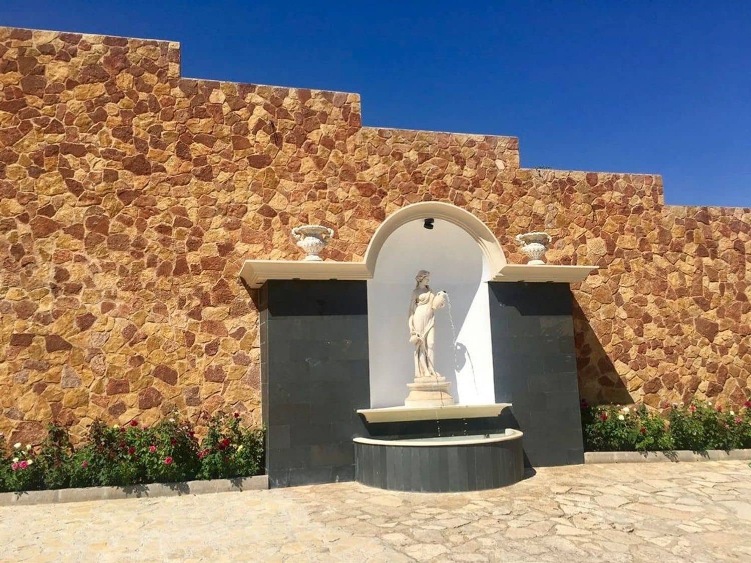 Ubebygd land til salgs i Pucol - € 1 900 000 (Ref: 2541688)