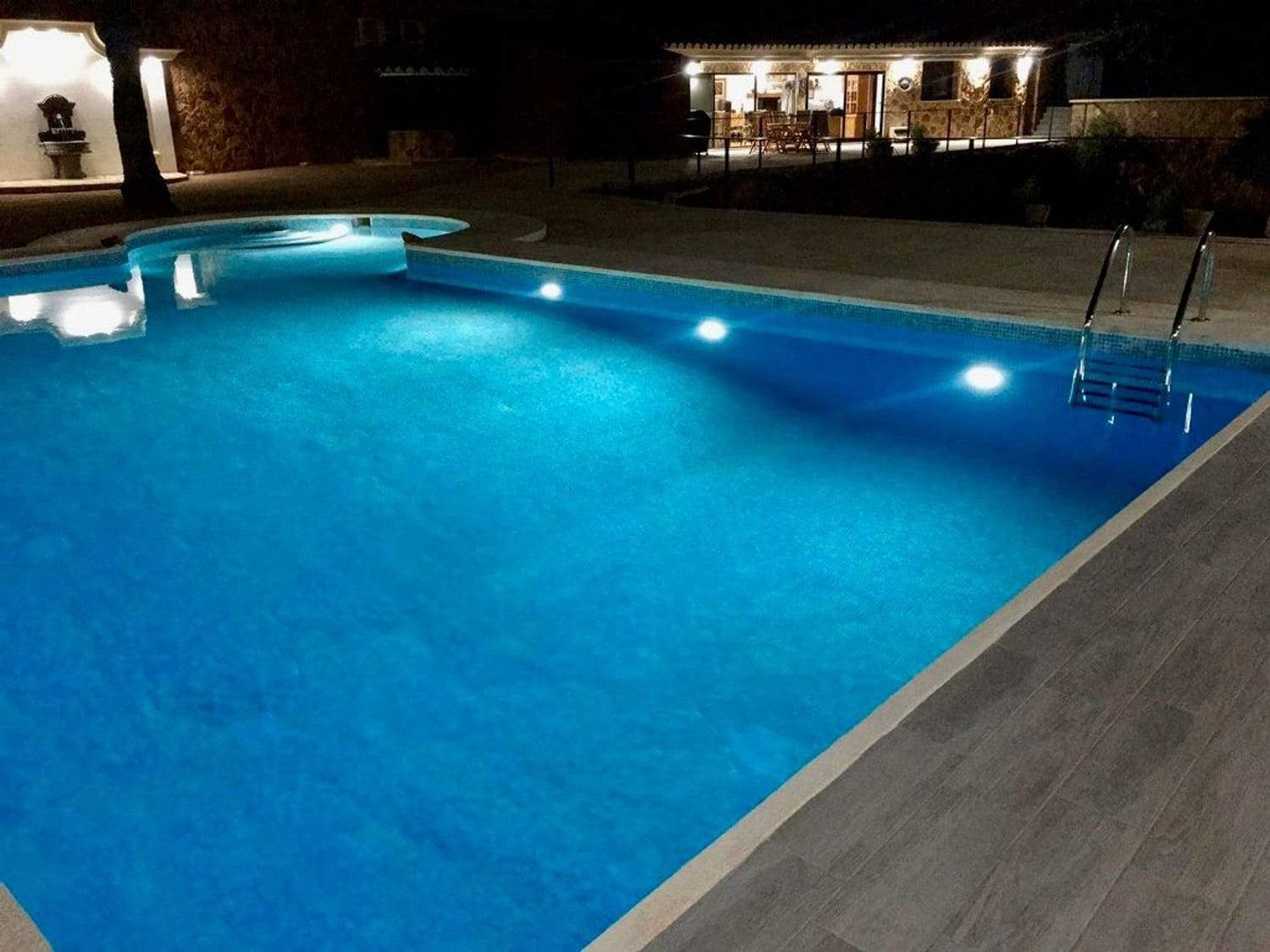 Ubebygd land til salgs i Pucol - € 1 900 000 (Ref: 2541688)