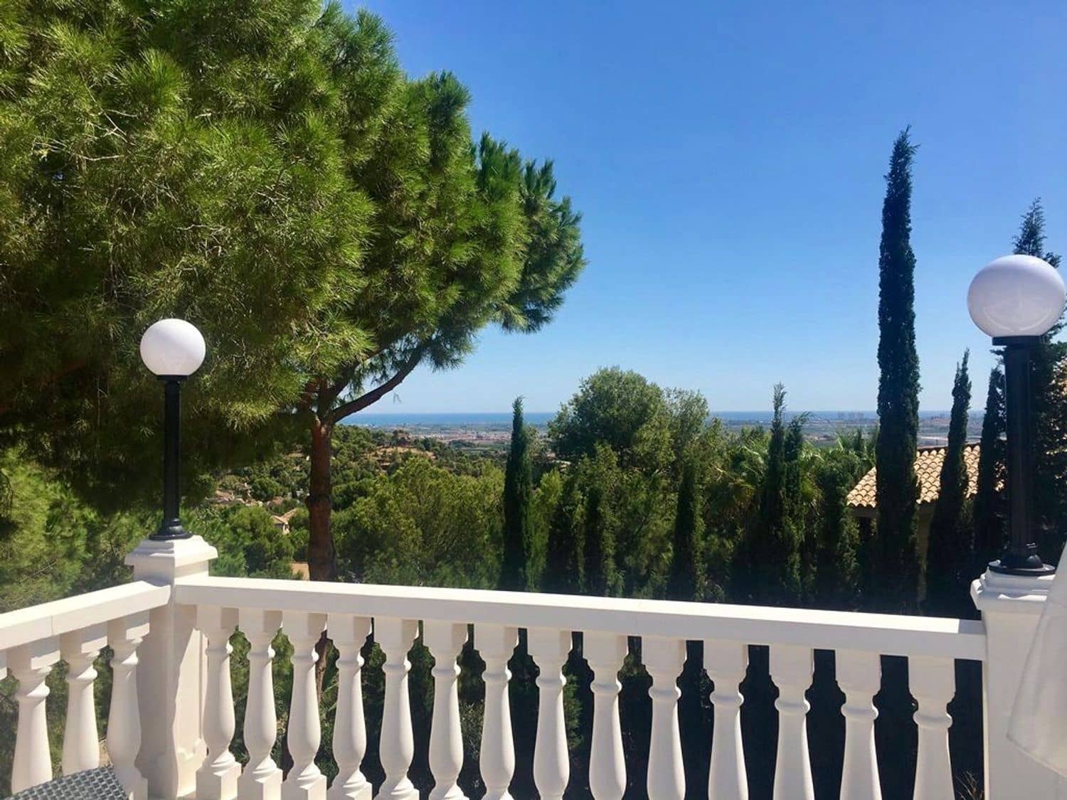 Ubebygd land til salgs i Pucol - € 1 900 000 (Ref: 2541688)