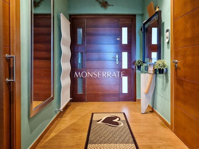 4 makuuhuone Huvila myytävänä paikassa Chiva mukana uima-altaan 
autotalli - 1 200 000 € (Ref: 4284434)