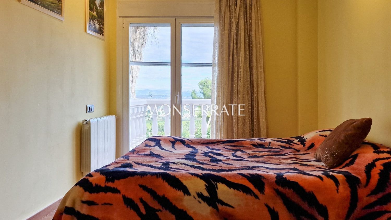 4 chambre Villa/Maison à vendre à Chiva avec piscine garage - 1 200 000 € (Ref: 4284434)