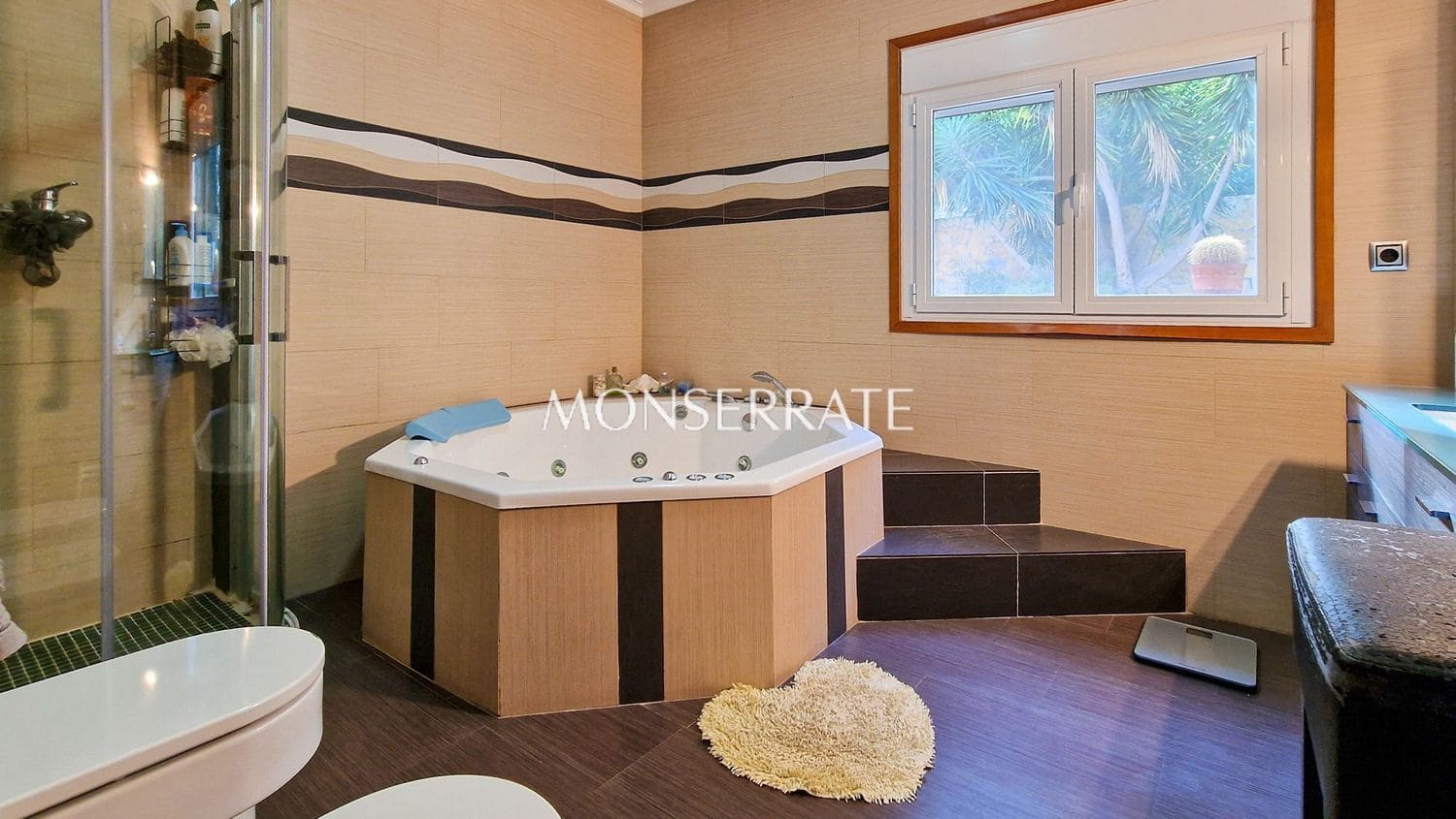 4 chambre Villa/Maison à vendre à Chiva avec piscine garage - 1 200 000 € (Ref: 4284434)