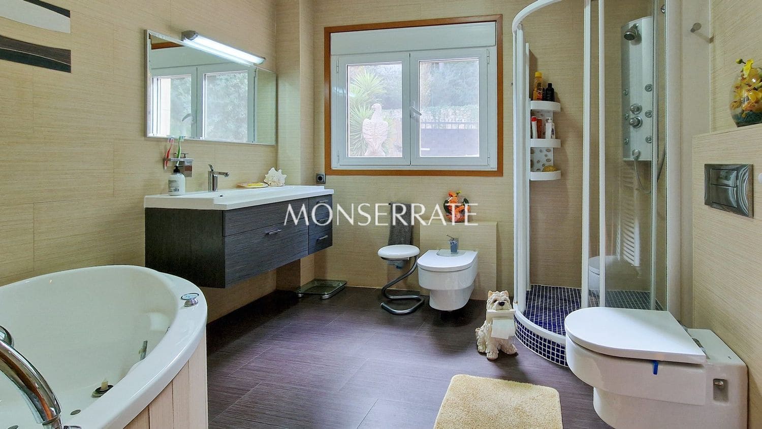 4 chambre Villa/Maison à vendre à Chiva avec piscine garage - 1 200 000 € (Ref: 4284434)