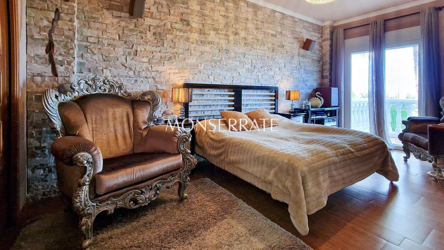 4 chambre Villa/Maison à vendre à Chiva avec piscine garage - 1 200 000 € (Ref: 4284434)