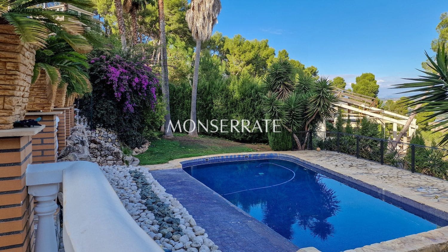 4 chambre Villa/Maison à vendre à Chiva avec piscine garage - 1 200 000 € (Ref: 4284434)