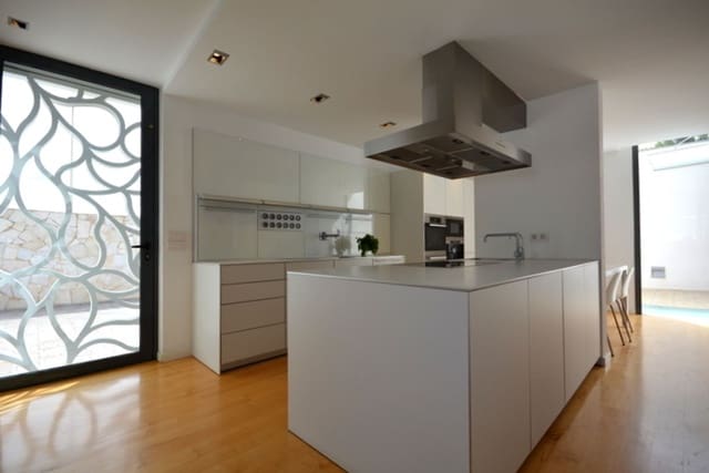 4 slaapkamer Villa te koop in Sagunto / Sagunt met zwembad garage - € 1.500.000 (Ref: 4284447)