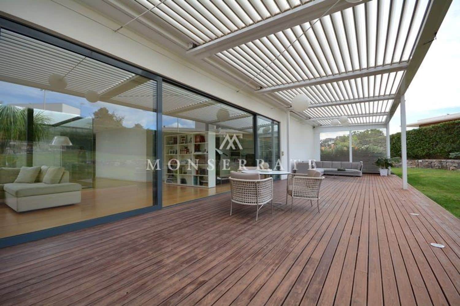 4 soveværelse Villa til salg i Sagunto / Sagunt med swimmingpool garage - € 1.500.000 (Ref: 4284447)