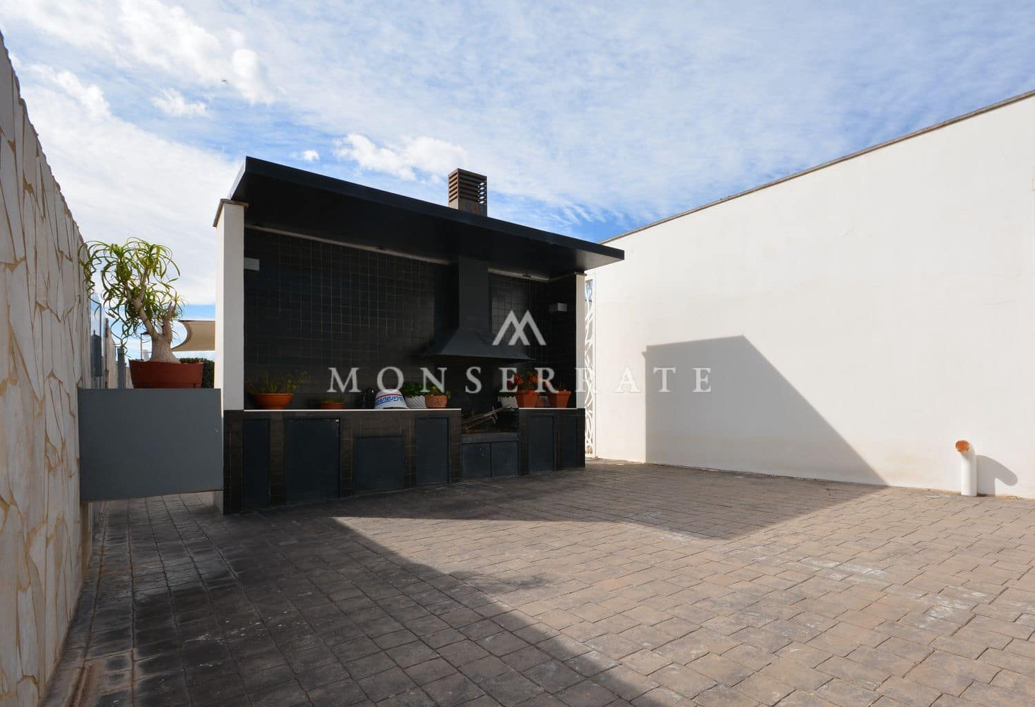 4 soveværelse Villa til salg i Sagunto / Sagunt med swimmingpool garage - € 1.500.000 (Ref: 4284447)