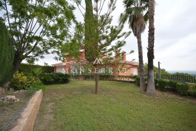 6 soverom Villa til salgs i Chiva med garasje - € 890 000 (Ref: 4292749)