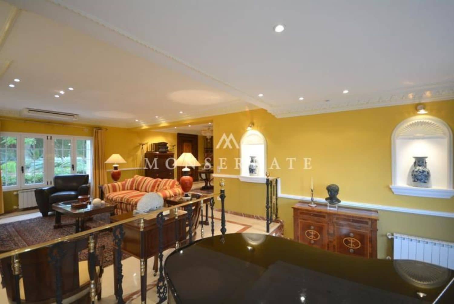 6 soveværelse Villa til salg i Chiva med garage - € 890.000 (Ref: 4292749)