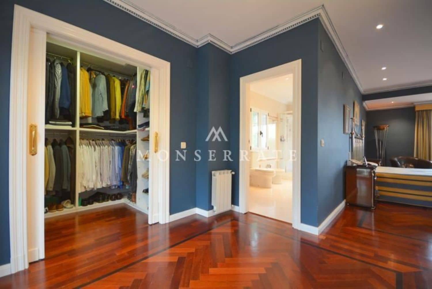 6 soveværelse Villa til salg i Chiva med garage - € 890.000 (Ref: 4292749)