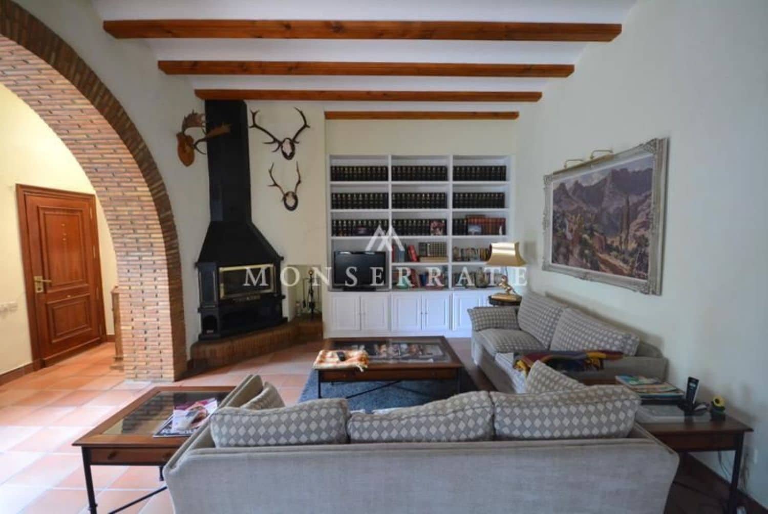 6 soveværelse Villa til salg i Chiva med garage - € 890.000 (Ref: 4292749)