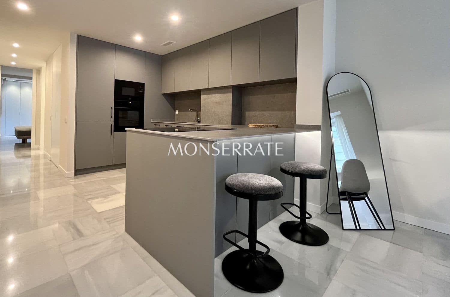 2 sypialnia Apartament do wynajęcia w Miasto Walencja z garażem - 1 900 € (Ref: 6018947)