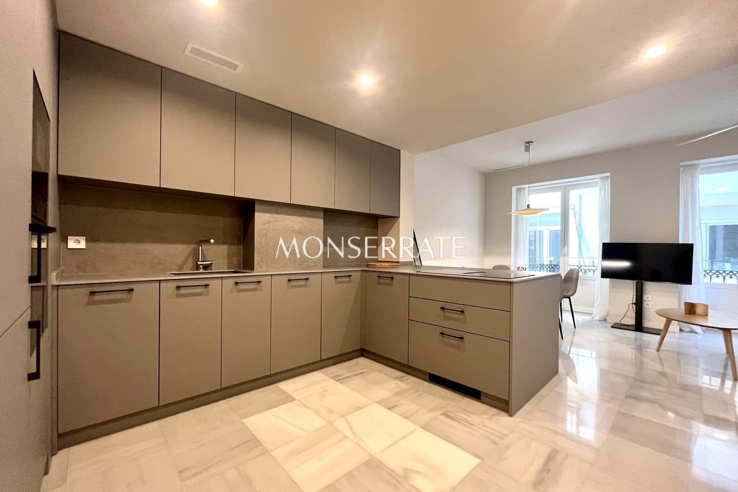 2 sypialnia Apartament do wynajęcia w Miasto Walencja z garażem - 1 900 € (Ref: 6018947)