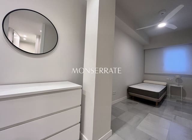 Appartement de 2 chambres à louer à Sant Francesc, Valence ville avec garage - 1 900 € (Ref: 6018947)