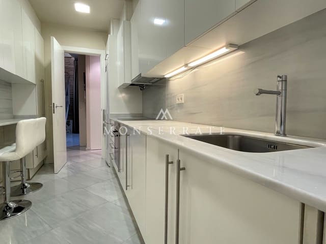 4 bedroom Apartment for sale in El Carme, Valencia city with garage - € 1,400,000 (Ref: 6604587)