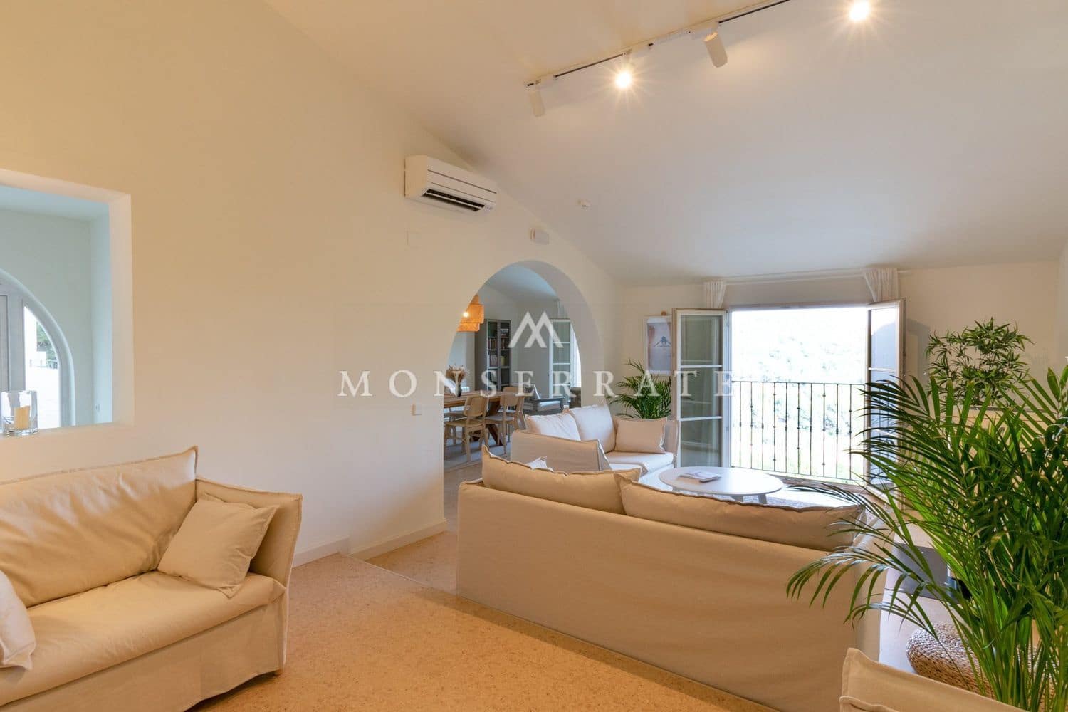 16 soveværelse Villa til salg i Naquera med swimmingpool garage - € 3.650.000 (Ref: 6978108)