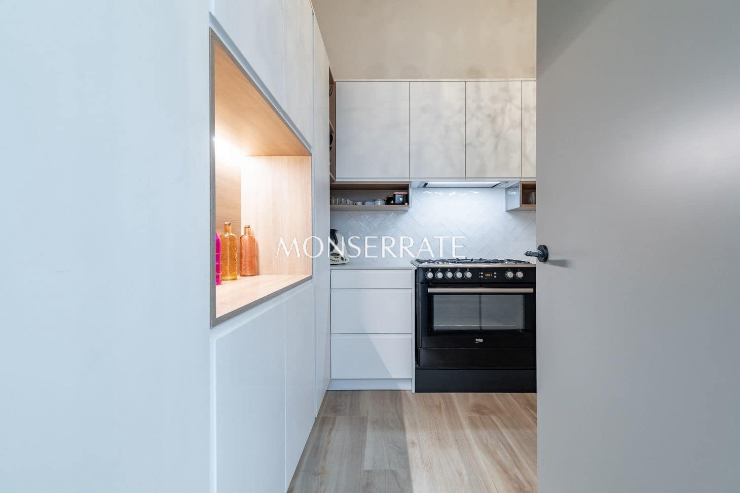 4 bedroom Townhouse for sale in Benifaio with pool garage - € 560,000 (Ref: 7309111)