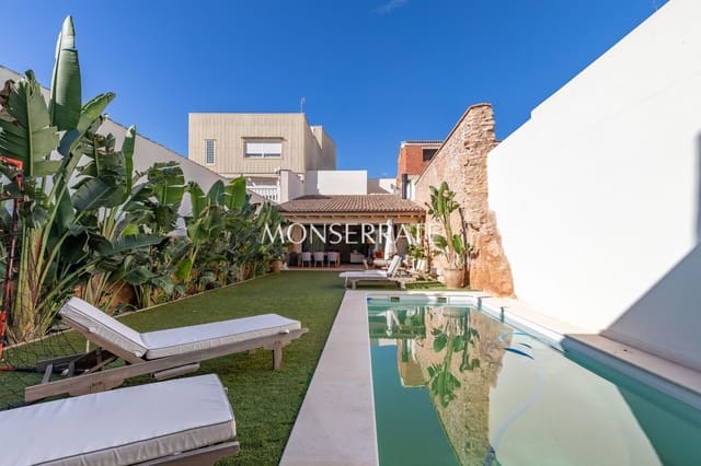 4 bedroom Townhouse for sale in Benifaió with pool garage - € 560,000 (Ref: 7309111)