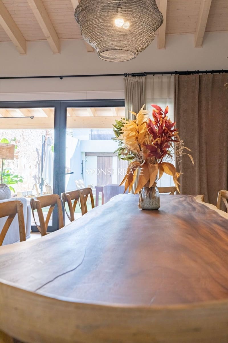 4 bedroom Townhouse for sale in Benifaio with pool garage - € 560,000 (Ref: 7309111)