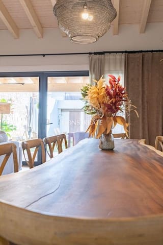 4 bedroom Townhouse for sale in Benifaió with pool garage - € 560,000 (Ref: 7309111)