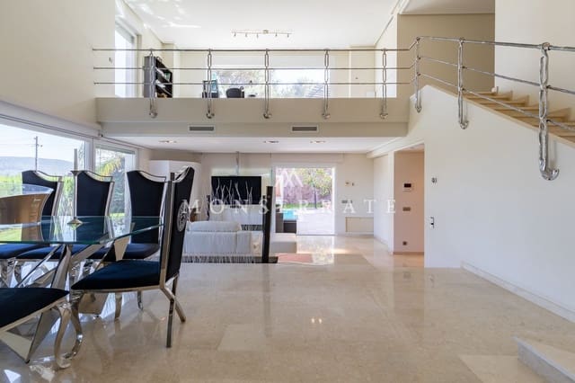 4 chambre Villa/Maison à vendre à Gilet avec piscine garage - 795 000 € (Ref: 7554613)