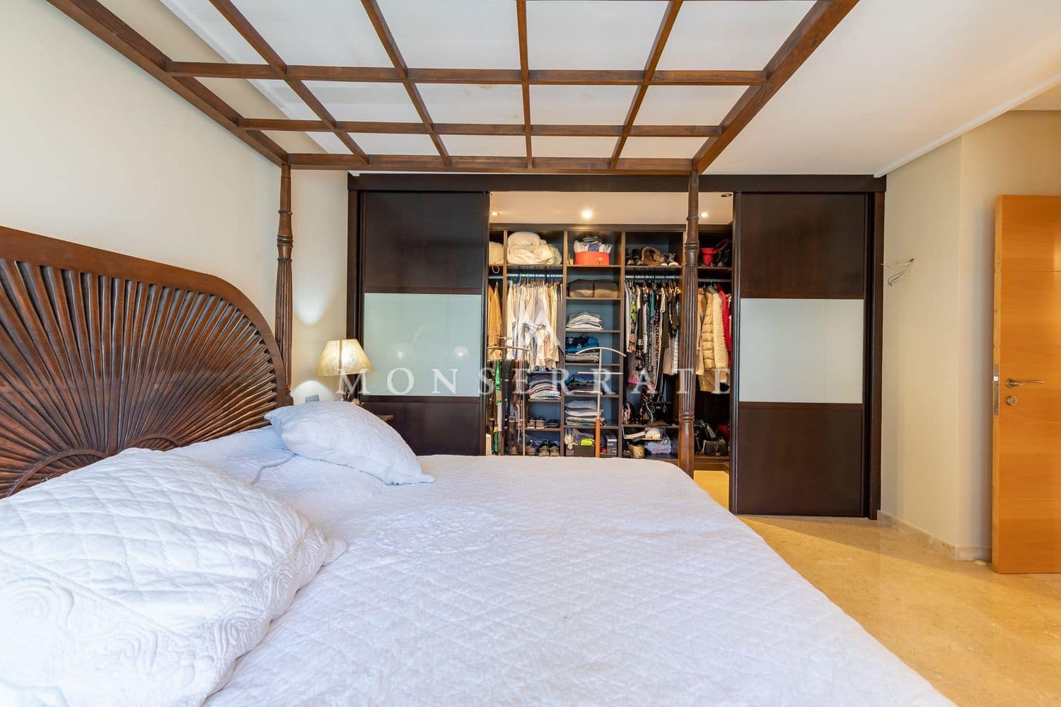 4 soveværelse Villa til salg i Gilet med swimmingpool garage - € 795.000 (Ref: 7554613)