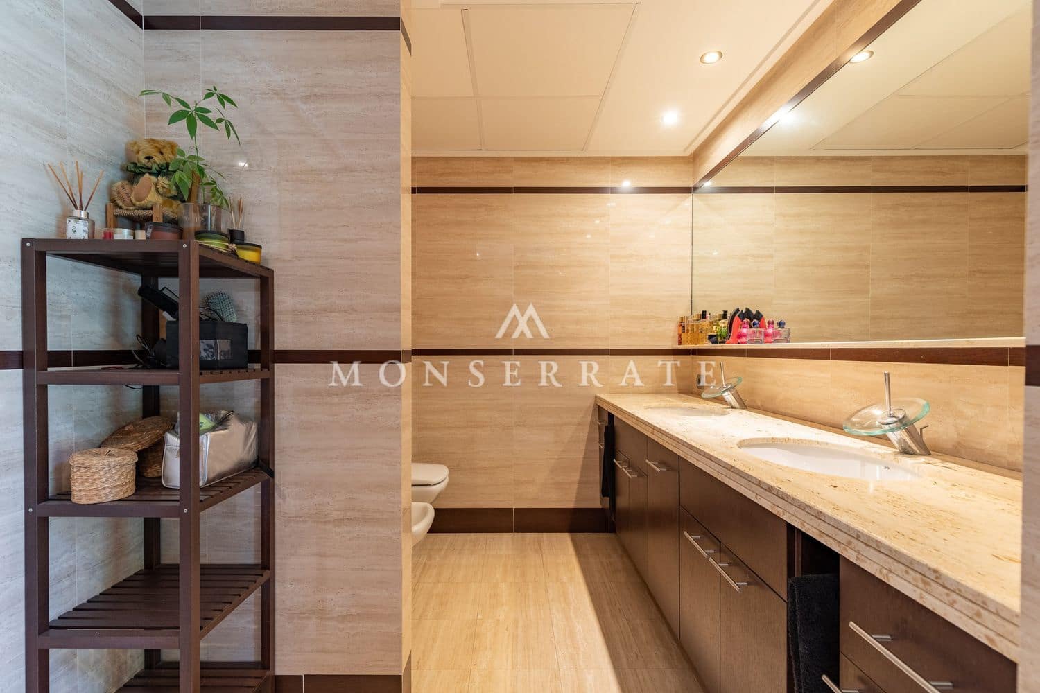 4 soveværelse Villa til salg i Gilet med swimmingpool garage - € 795.000 (Ref: 7554613)