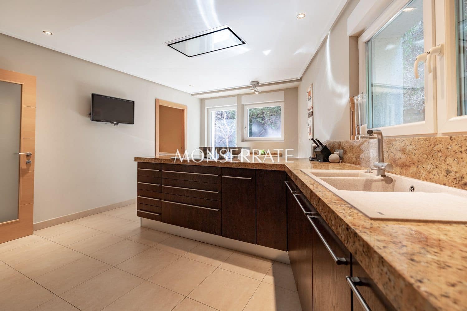 4 sovrum Villa till salu i Gilet med pool garage - 795 000 € (Ref: 7554613)