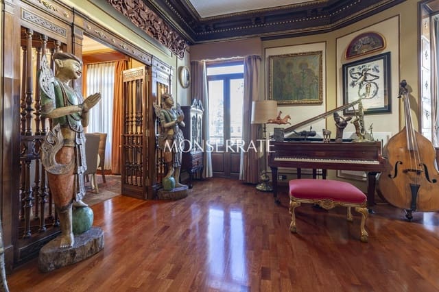 Leilighet til salgs i Sant Francesc, Valencia by - € 1 300 000 (Ref: 8101466)