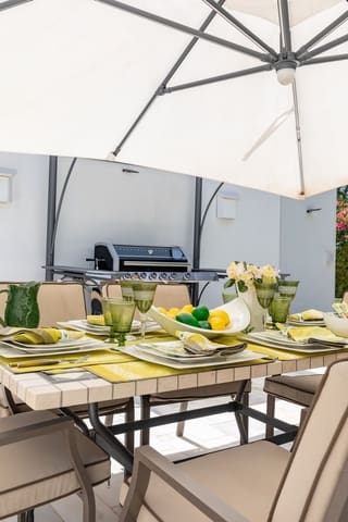 7 soverom Villa til salgs i Godella med garasje - € 1 870 000 (Ref: 8420774)