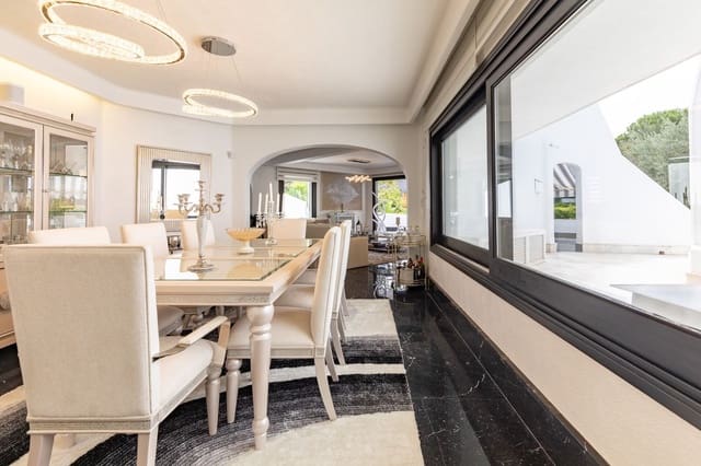 7 soverom Villa til salgs i Godella med garasje - € 1 870 000 (Ref: 8420774)