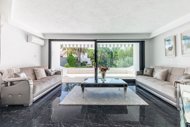 7 soverom Villa til salgs i Godella med garasje - € 1 870 000 (Ref: 8420774)