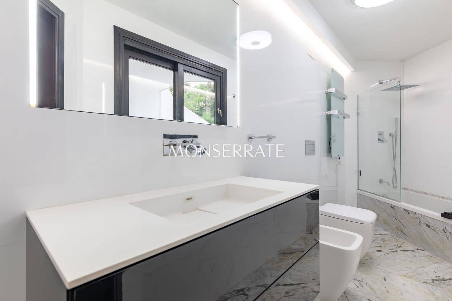 7 soverom Villa til salgs i Godella med garasje - € 1 870 000 (Ref: 8420774)