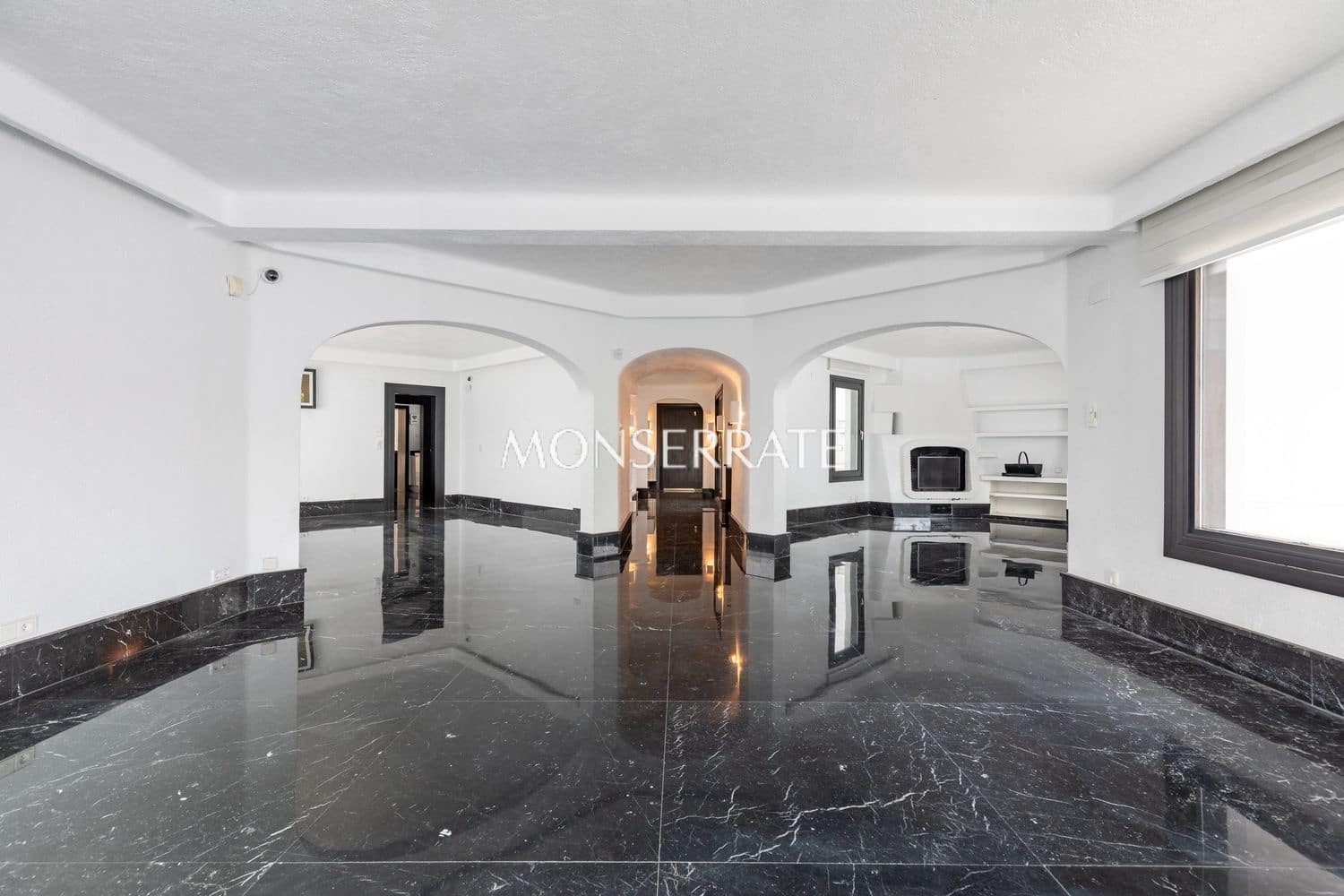 7 soverom Villa til salgs i Godella med garasje - € 1 870 000 (Ref: 8420774)