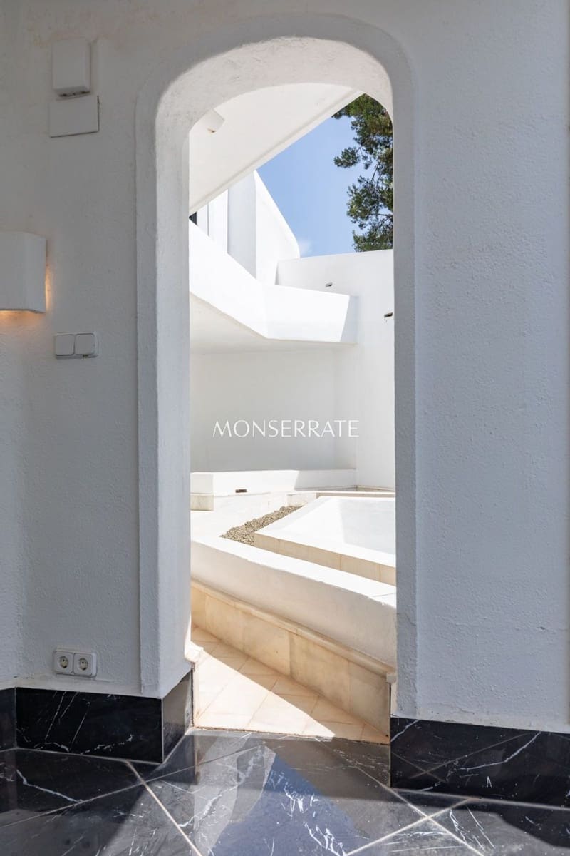 7 soverom Villa til salgs i Godella med garasje - € 1 870 000 (Ref: 8420774)