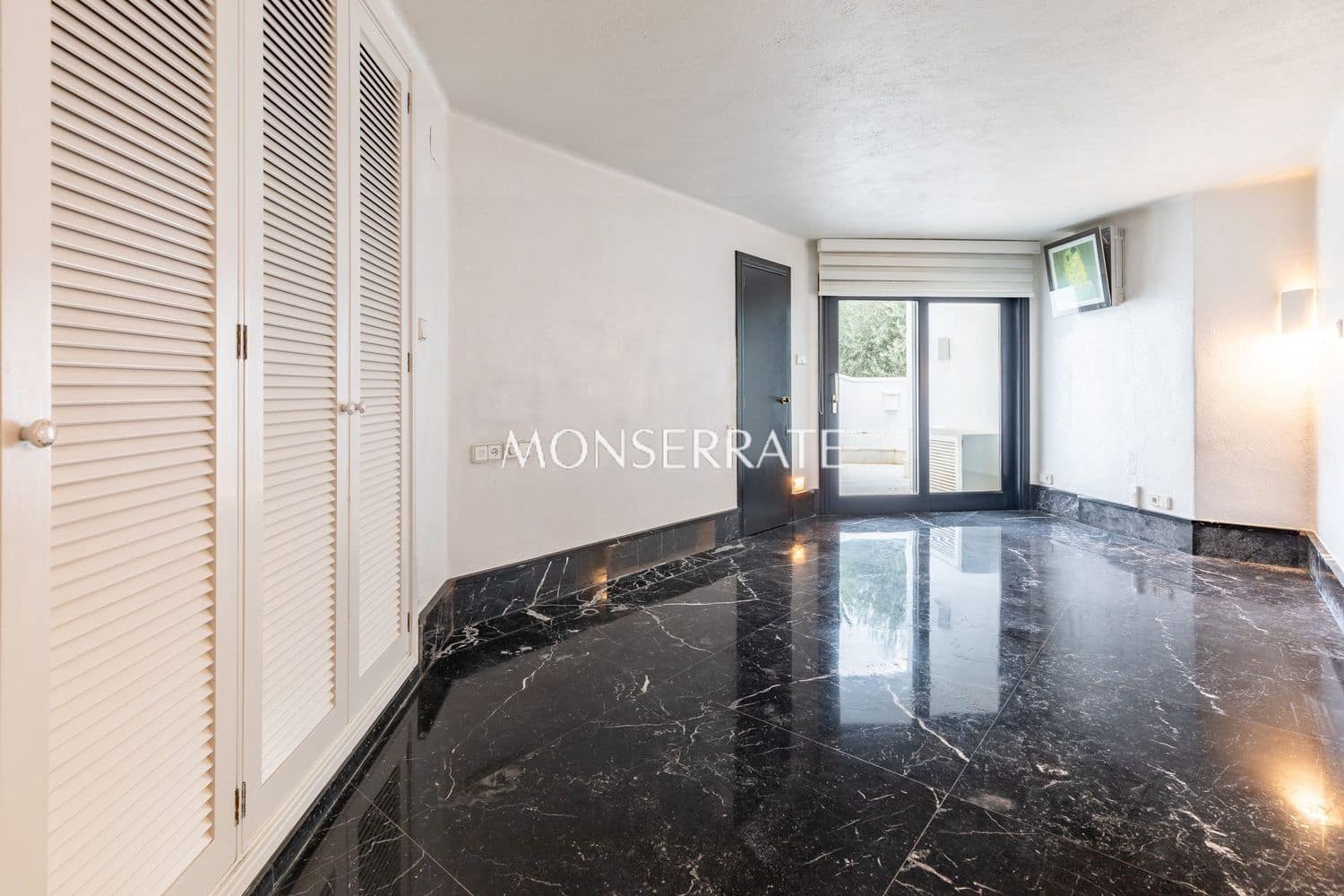 7 soverom Villa til salgs i Godella med garasje - € 1 870 000 (Ref: 8420774)