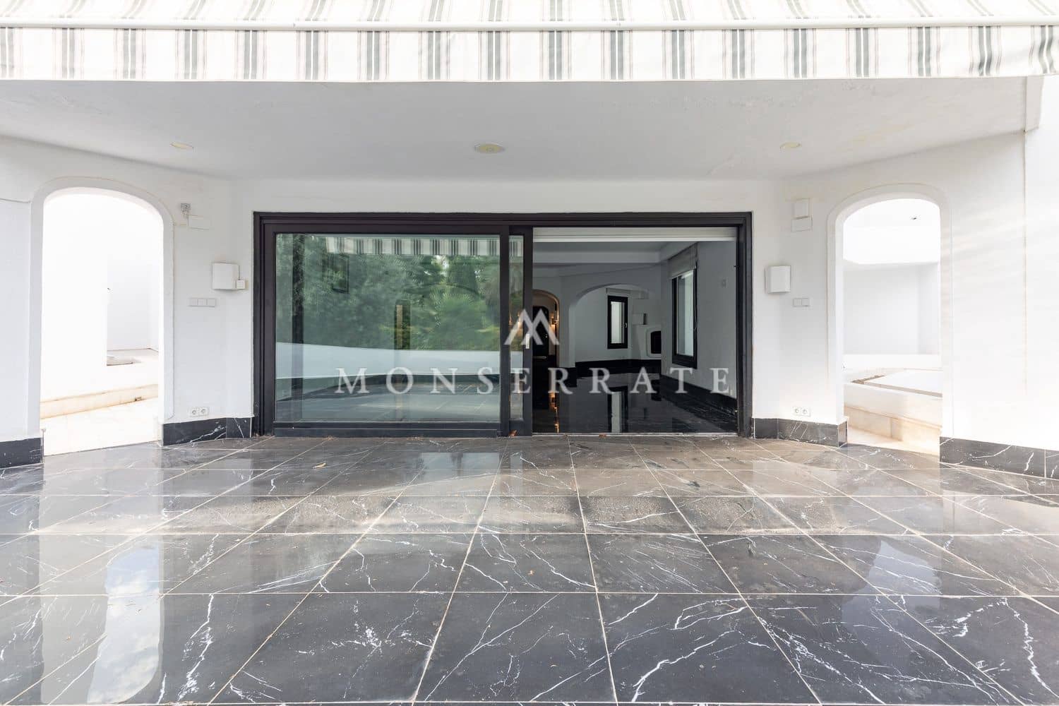 7 soverom Villa til salgs i Godella med garasje - € 1 870 000 (Ref: 8420774)