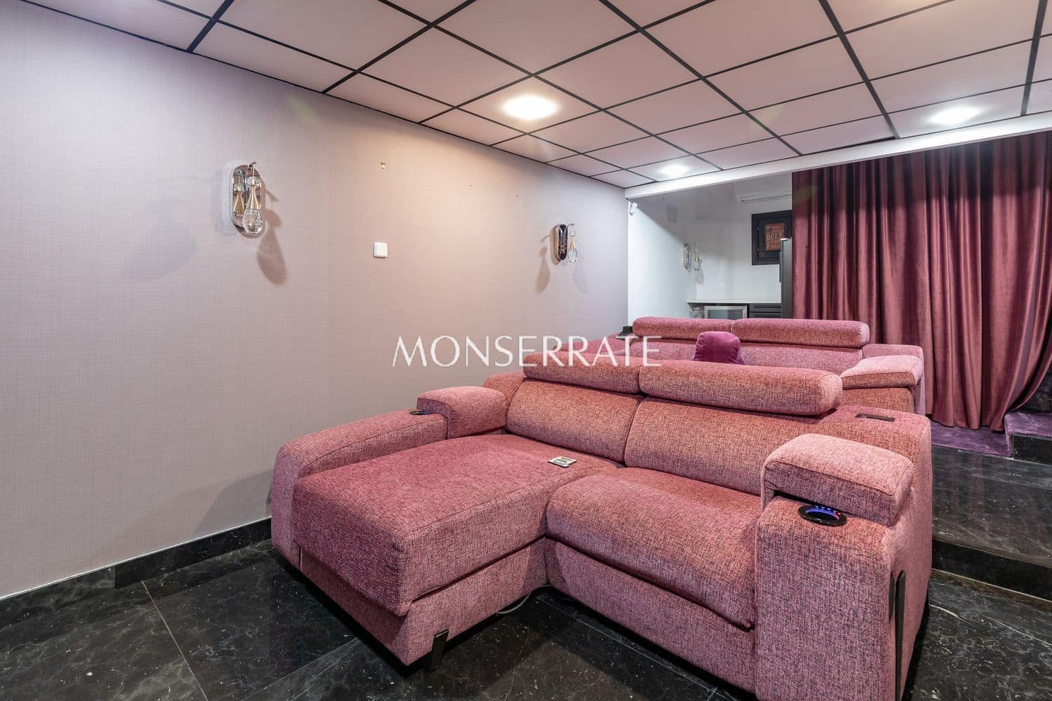 7 soverom Villa til salgs i Godella med garasje - € 1 870 000 (Ref: 8420774)