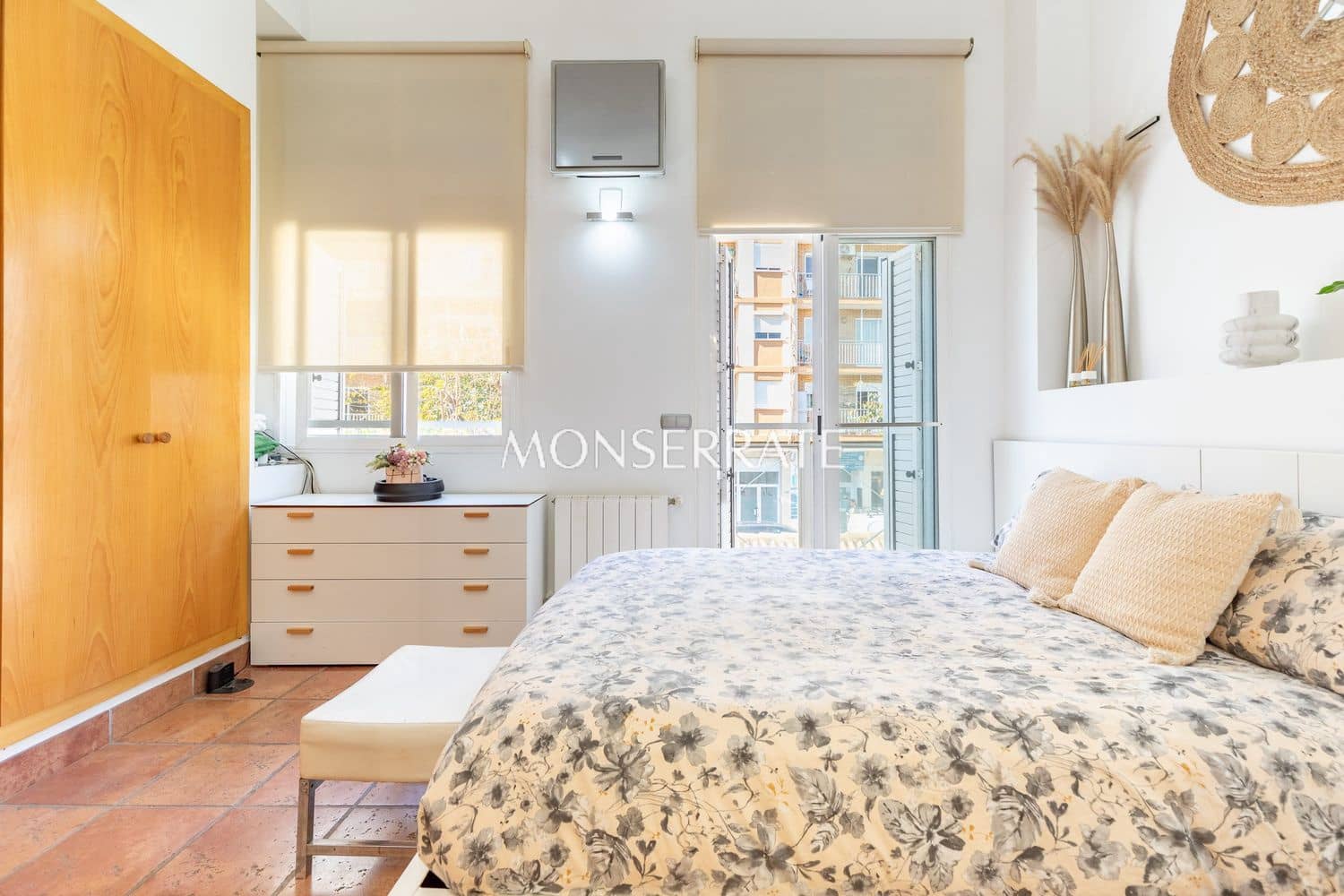 4 soveværelse Byhus til salg i Valencia by med swimmingpool garage - € 749.000 (Ref: 8851150)