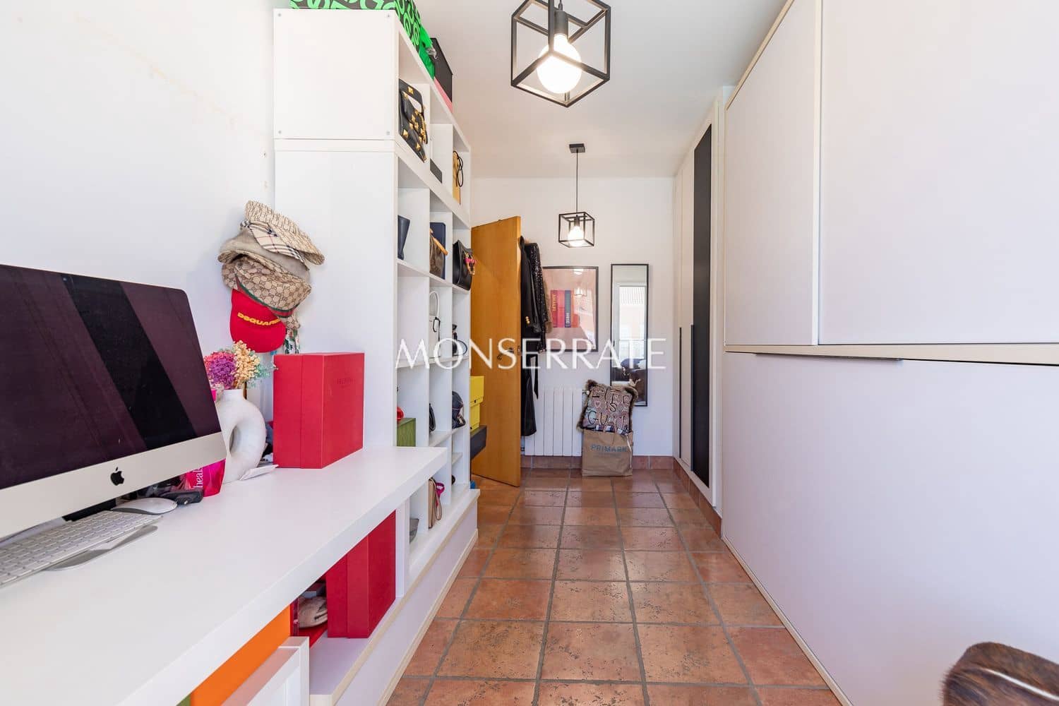 4 soveværelse Byhus til salg i Valencia by med swimmingpool garage - € 749.000 (Ref: 8851150)