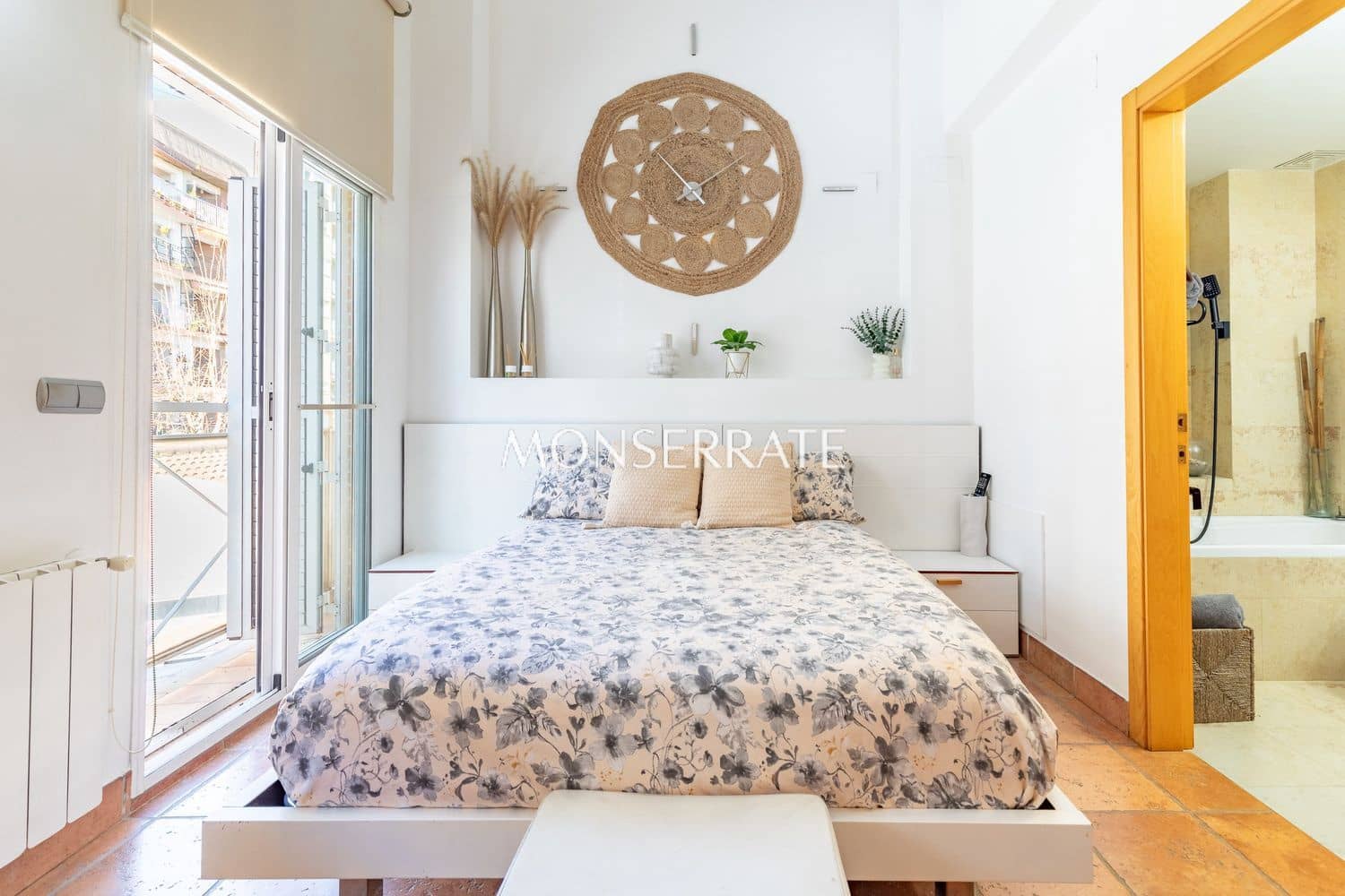 4 soveværelse Byhus til salg i Valencia by med swimmingpool garage - € 749.000 (Ref: 8851150)