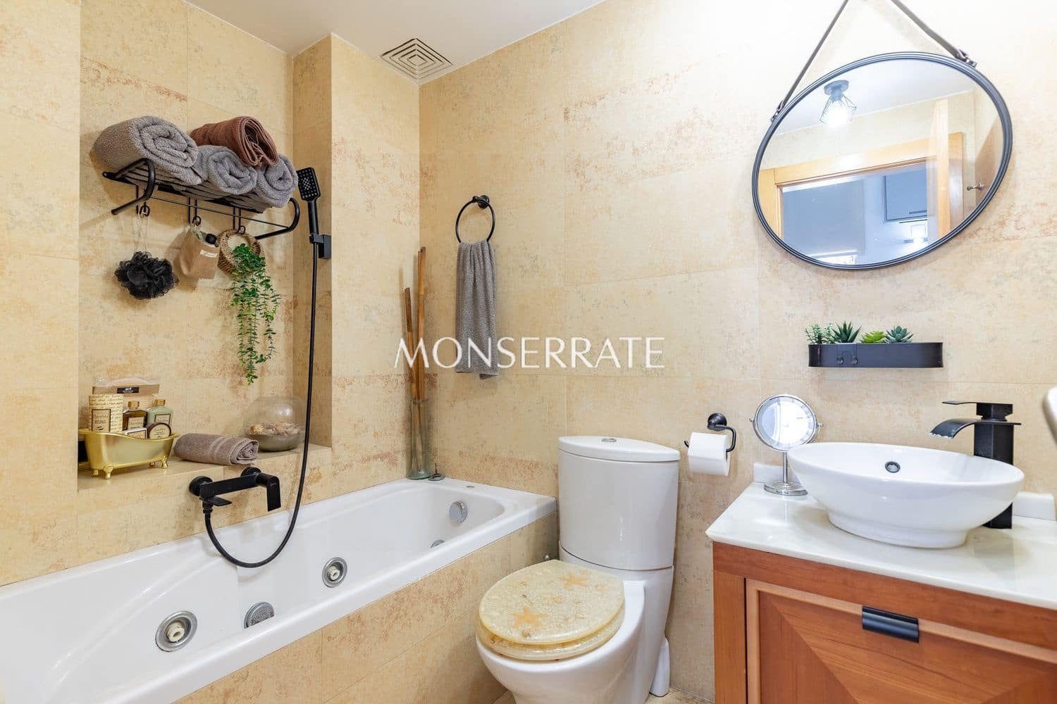 4 soveværelse Byhus til salg i Valencia by med swimmingpool garage - € 749.000 (Ref: 8851150)