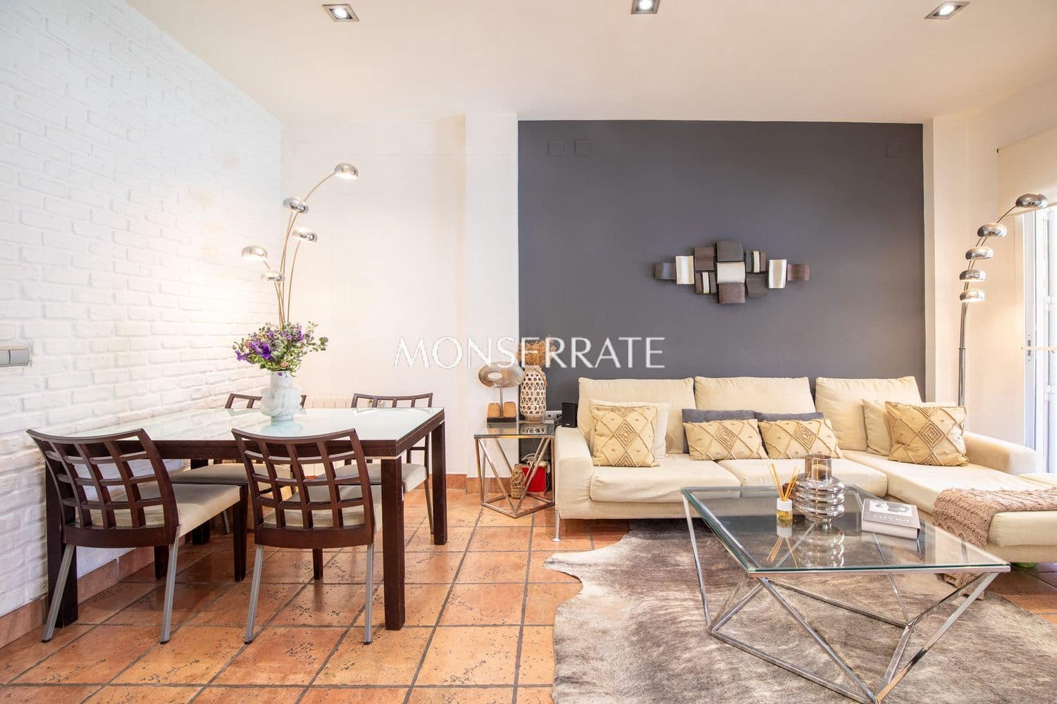 4 soveværelse Byhus til salg i Valencia by med swimmingpool garage - € 749.000 (Ref: 8851150)